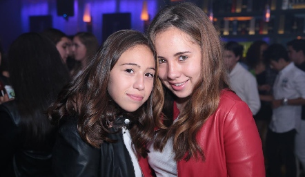  Renata Flores y Ana Isa Jonguitud.