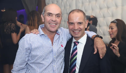  Cali Hinojosa y Héctor Navarro.