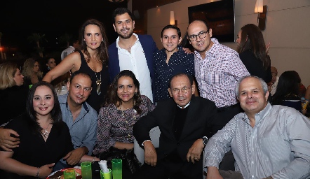  Familia Villalobos.
