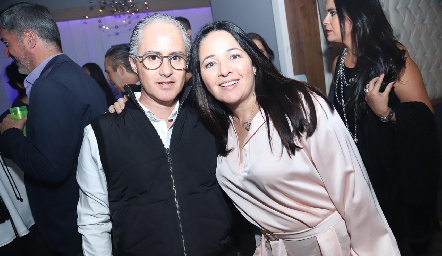  Jorge Aldrett y Claudia Álvarez.