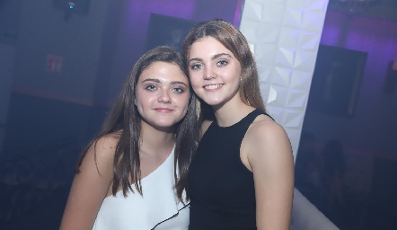  Valentina y Marifer Guerra.