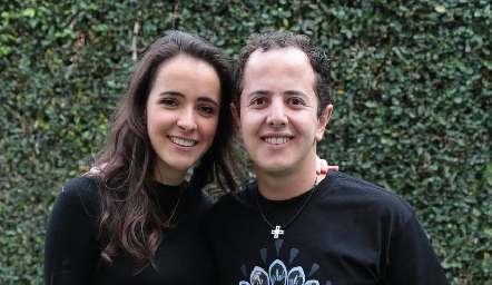  Santiago Aguillón con su novia, María Cueli.