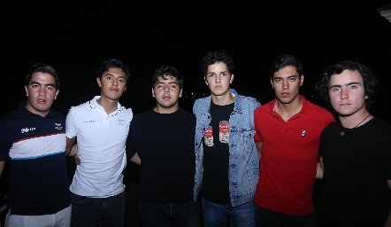 Chente Azcona, José Miguel Ruiz, Juan Pablo Payán, Oscar Vera, Andrés Quintero y Mateo Guerra.