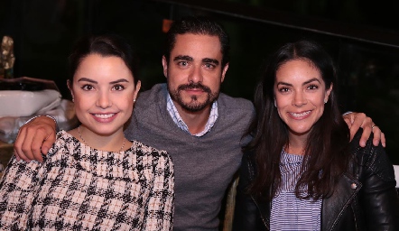  Gaby Díaz Infante, José Luis Villaseñor y Ana Laura Rodríguez.