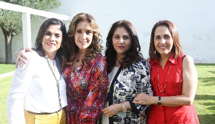  Silvia González, Conchita Alba, Mili Estrada y Cecilia Espinoza.