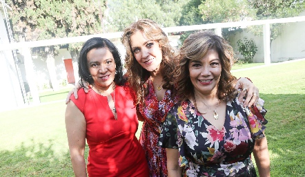  Rosalba Turrubiartes, Conchita Alva y Ofelia Estrada.