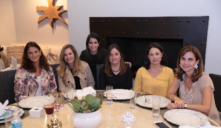  Marcela Gómez, Gaby Serment, Mónica Medlich, Josefina Gutiérrez, Maricarmen Bárcena y Rocío Nieto.