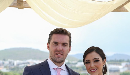  Adrián Gracia y Fernanda Arriaga.