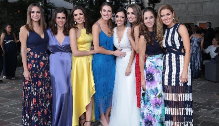  Carolina Robles, María José Calvete, Nadia Solís, Paulet Lozano, Fernanda Arriaga, Pía, María Paula Hernández y Jocelyn Cano.