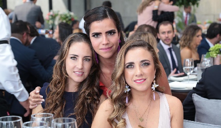  María Paula Hernández, Nina Galarza y Susy Ciuffardi.