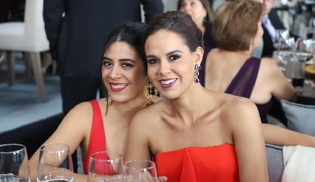  Genoveva Solís y Patricia Hernández.