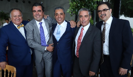  Ariel Aldrett, Javier Gómez, Fernando Arriaga, Gerardo Serrano y Javier Silva.
