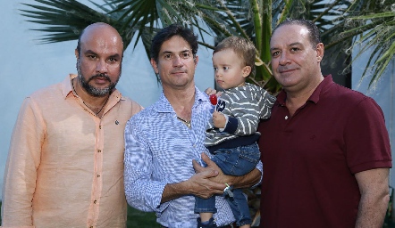  Manuel Carrillo, Gustavo Medina, Santiago y Manolo Martins.