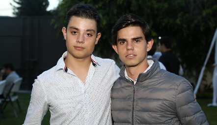  Rafael Abud y Gustavo Medina.