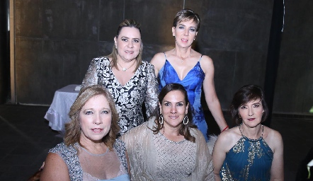  Lupita Soto, Ana Hunter, Benilde Díaz Infante, Claudia Revuelta y Mary Carmen Bárcena.