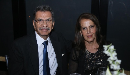  Fernando Estrada y Paty Castro.