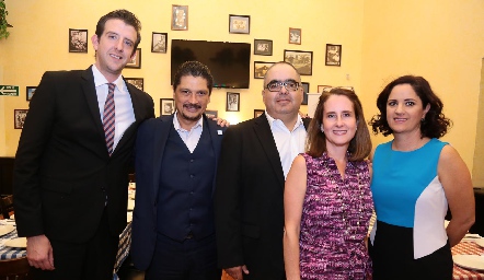  Eduardo Alvarado, Mauricio Mier, Armando Rentería, Sofía Gómez y Liliana Meade.