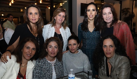  Cristina Villalobos, Sofía Gómez, Mariana Tobías, Tawi Garza, Mercedes de Cifuentes, Mercedes Dávalos, Claudia y Cecilia Martínez.