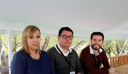 Tania López, Miguel Galván Y Oliver Espinoza.
