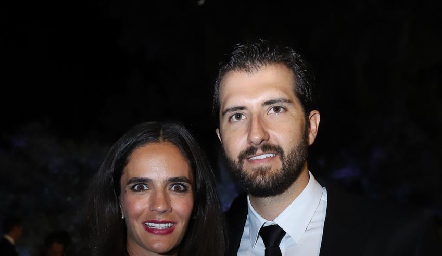  Mariana Vivanco y Jaime Hernández.