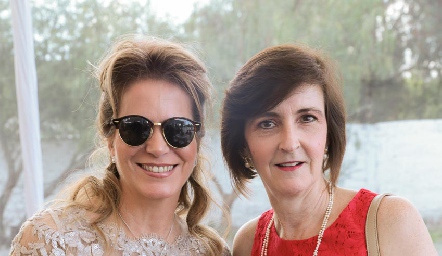  Marisa Romero y Maricarmen Bárcena.