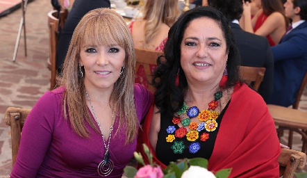  Adriana Hernández Mercado y Maricha Gordoa Mercado.