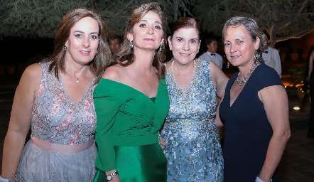  Lourdes León, Mónica Leal, Cecilia Chávez y Marcela Hernández.