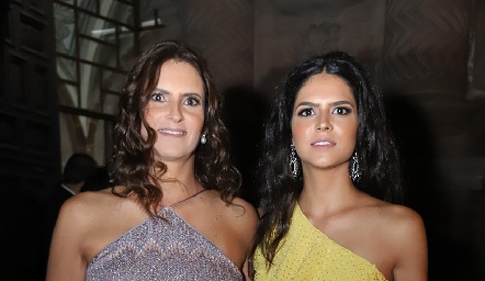  Marcela Gómez y Ana Paula de la Fuente.