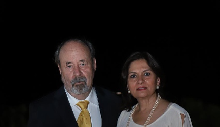 Luis López y Mónica Guillén.