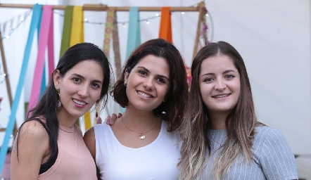  Claudia Díaz de León, Ilse Siller y Paulina Dibildox.