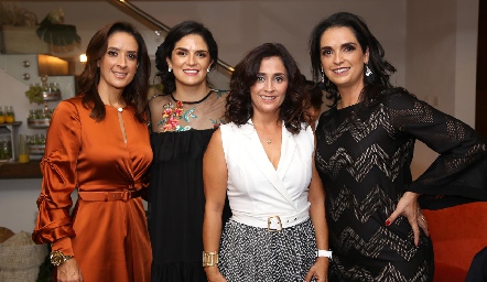  Lorena Padilla, Daniela Gutiérrez, Verónica Conde  y Maricel Gutiérrez.