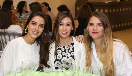  Mariana Labarthe, Daniela Usucua y Ana Sofía Solana.