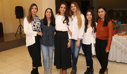  Daniela Usuca, Olivia Medellín, Mariana Labarthe, Ana Sofía Solana, Fer Cosío y Ana Lucía Torres.