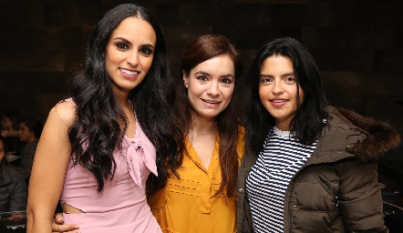  Natalia Leal, Daniela y Daniela de los Santos.