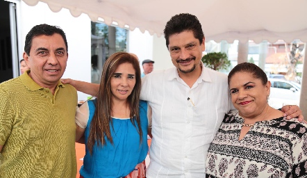  Roberto Castañón, Maricela Zavala, Mauricio Mier y Rosa María Rocha.