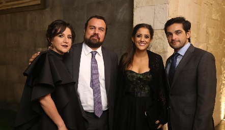  Claudia Zárate, Humberto Rivera, Cristina Rivero y Ernesto Zárate.