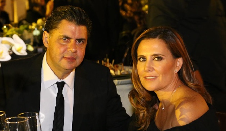  Valentín Hernández y Damaris Navia.