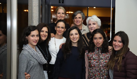  Yusa con la familia Coulon Mendizábal.
