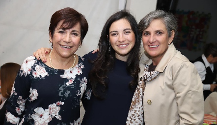  Alicia Dibildox, Yusa de la Rosa y Denisse Coulon.