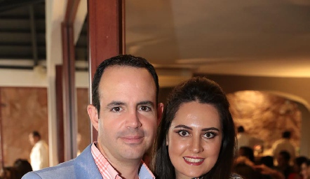  Alan Ávila y Marcela Zapata.