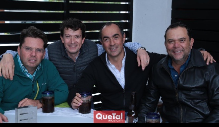  Antonio Fonte, Héctor Salas, Fernando López y Armando Villasuso.