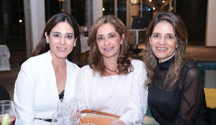  Maribel Lozano, Patricia Gaviño y Rosy Rodríguez.
