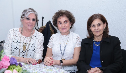  Clara Elena Montiel, María Zendejas y Luchi Castelo.