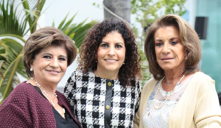  Aurora Moreno, Roxana Gómez y Martha Elena Espinosa.