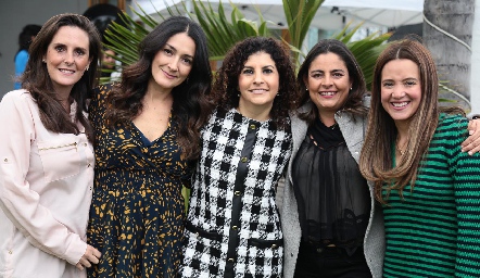  Paola Meade, Merci Lafuente, Roxana Gómez, Rocío Ortuño y Alejandra Zumalacarregui.