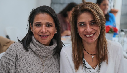  Tere Moncada y Marisol Ávila.