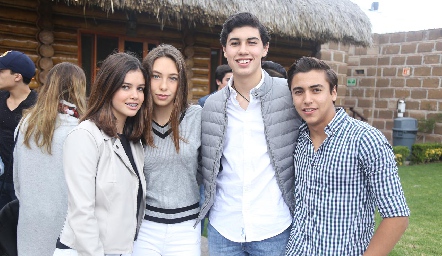 Anika Lozano, Giulia Sarocchi, Fernando Marín y Héctor Cabral.