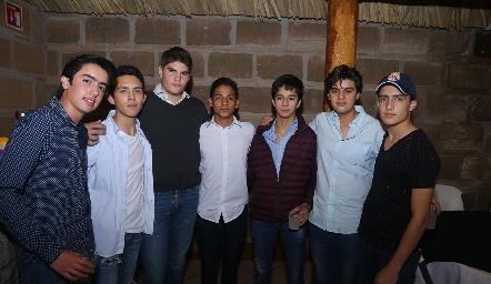  Buenos amigos.