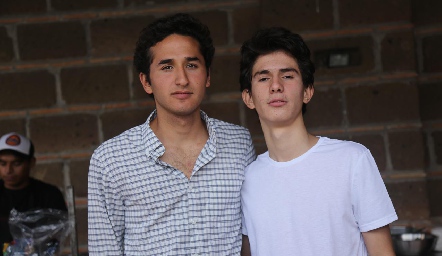  Diego Villanueva y José Silos.