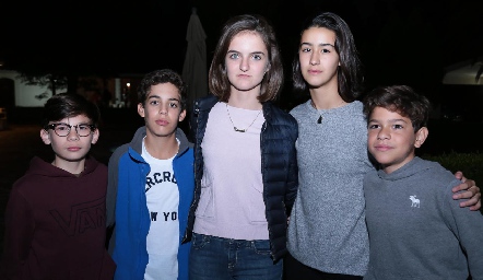  Will, Andrés, Camila, Isa y Andrés.